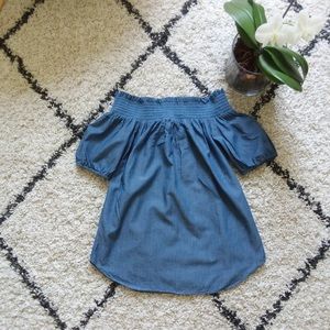Karen Kane Off the Shoulder chambray Top